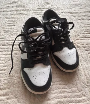 Nike Dunk Low Women’s Sneakers thumbnail 1