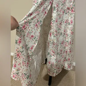 EUC Women's White and Pink Bohemian Floral Print Puff Sleeve Dress Size Medium thumbnail 4