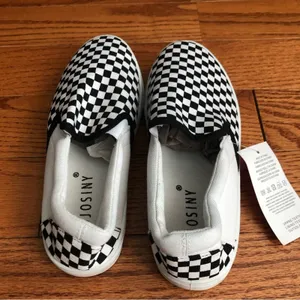 Josini Slip-on Vans Inspired Canvas Sneakers Black White Women’s Size 7 NWT thumbnail 5