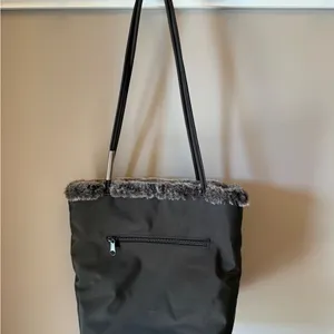 Black Faux-Fur Trim Shoulder Tote - Unbranded thumbnail 4