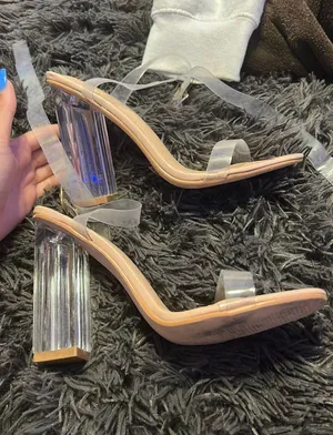 Amazon Heels thumbnail 1