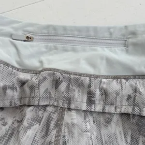 lululemon athletica Gray Patterned Athletic Shorts thumbnail 4