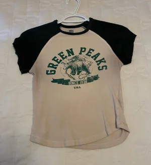 Urban Outfitters Top thumbnail 1