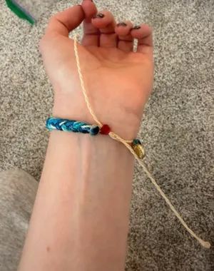 braided Pura Vida bracelet thumbnail 2