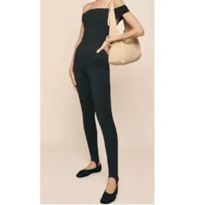 Reformation Ryder Off Shoulder Fitted Stirrup Jumpsuit Black L thumbnail 3