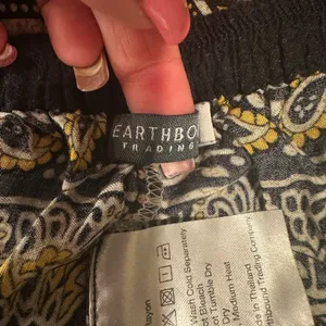 Earthbound Women's Harem Tribal Elephant Pants Elastic Waist and Ankle Size L thumbnail 6