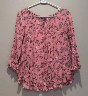 Gap Pink Floral Ruffled Blouse‎ Top Size XS thumbnail 1