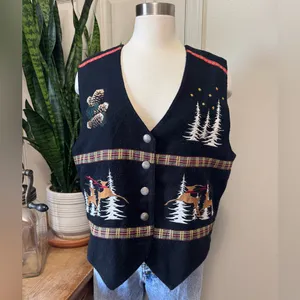 Vintage‎ Embroidered Holiday felt Vest L Grandma Core thumbnail 7