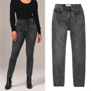 Abercrombie & Fitch curve love huge rise skinny black wash jeans size 28/6 short thumbnail 2