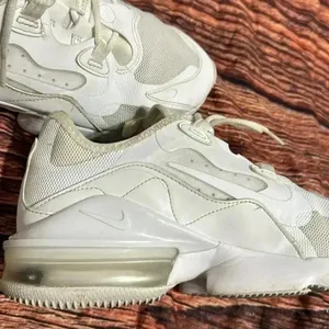Nike Air Max Size 8​ thumbnail 1
