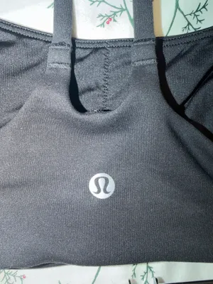 Lululemon Wunder Train Sports Bra thumbnail 3