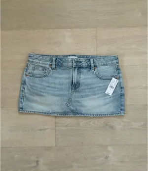PacSun Denim Mini Skirt  thumbnail 3