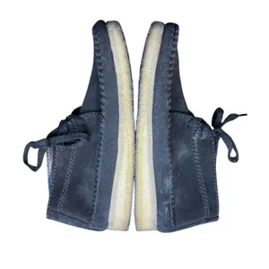 Clarks Boots Womens Size 9.5 Gray Suede Originals Chukka Crepe Ankle‎ Boots thumbnail 6