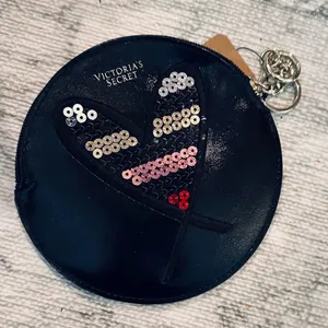 PINK - Victoria's Secret Round Wristlet Coin‎ Purse Key Chain Clutch Cosmetics Bag Charm thumbnail 4