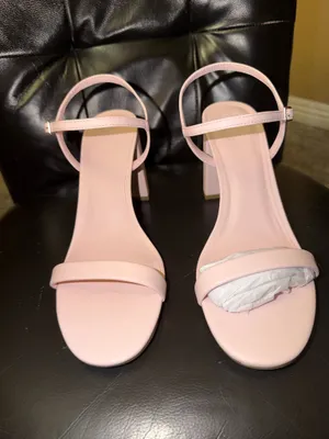 Heels Pink Size 11 thumbnail 2