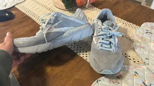 Brooks Women’s Shoes thumbnail 2