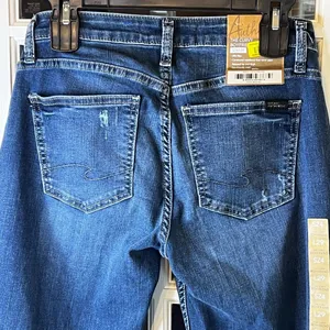 SILVER JEANS Authentic The Curvy Boyfriend Jean Size 4 NWT thumbnail 4