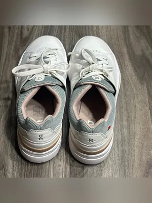 On Running Women's White Sneakers with Light Pink Lining Size 9.5 thumbnail 12