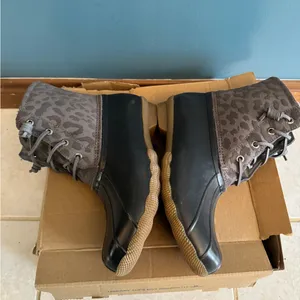 NEW Sperry Saltwater Animal Print Duck Boot Women's Size 7 NIB‎ thumbnail 6