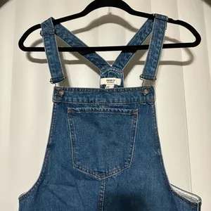 Forever 21 denim jean overall skirt thumbnail 4