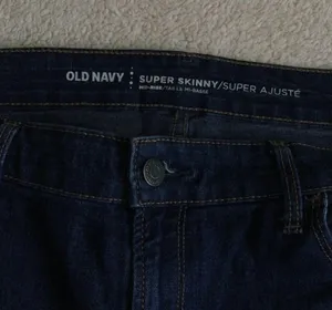 Old Navy Super Skinny Mid Rise Women's Dark Wash Blue Denim Jeans - Size 12 thumbnail 12