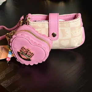 Juicy Couture Sweet Break Time Wristlet Sandstone Pink Heart Pouch NWT thumbnail 6