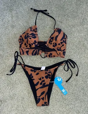 Cupshe Bikini Set thumbnail 1