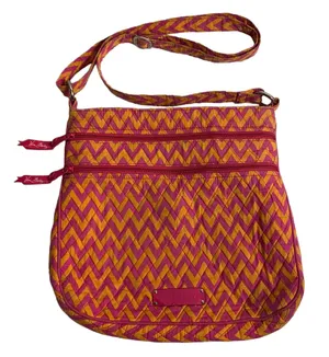 Vera Bradley‎ Quilted Adjustable Strap Hipster Ziggy Zag Crossbody Handbag thumbnail 1
