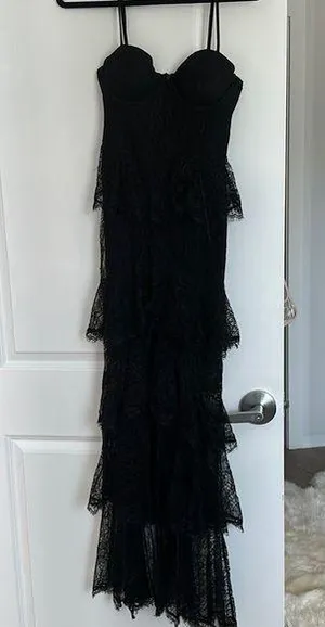 Majorelle black lace maxi dress thumbnail 1