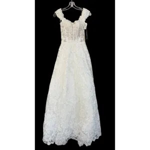 Sherri Hill 51573 Ivory Metallic Lace Ball Gown Off Shoulder Sweetheart Sz 00 thumbnail 4