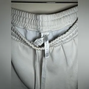 Fabletics Sweatpants size XL thumbnail 4