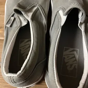 Vans grey slip on men's size 6 women's 7.5 thumbnail 8