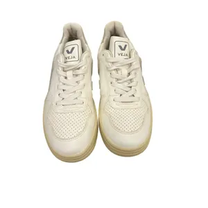 VEJA Shoes V-10 Bicolor Leather Low-Top Sneakers Size Women's 6 thumbnail 2