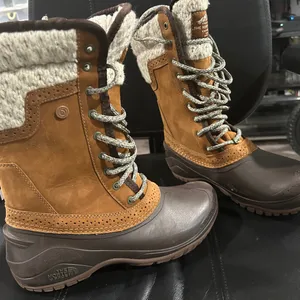 The North Face Shellista Water Proof Brown and Cream Snow Boots thumbnail 8