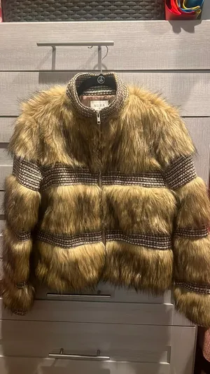 Red Dress Boutique Faux Fur Jacket thumbnail 3