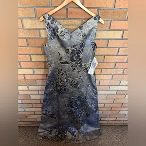 NWT Kay Unger Amelia Gown in Dark Midnight Metallic Jacquard Floral Size 8 thumbnail 8
