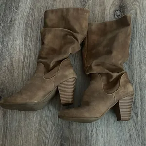 Francesca’s Tan Slouchy Heeled Boots Size 6 Medium thumbnail 5