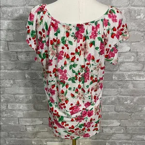 Ann Taylor floral berries print top. thumbnail 4