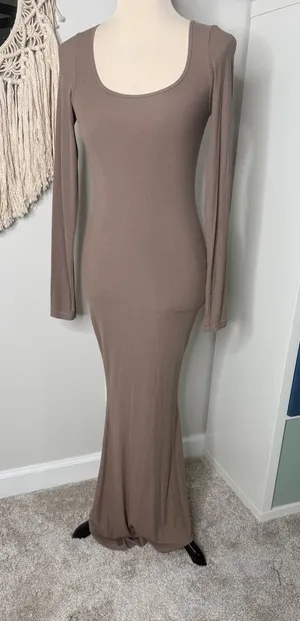 Abercrombie Ribbed Tan Long Sleeve A&F Soft Lounge Collection Maxi Dress S thumbnail 1
