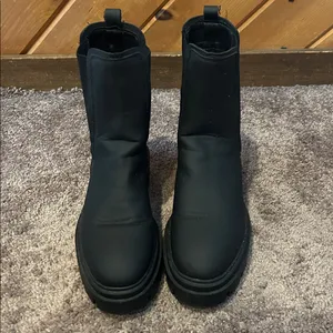 Schuh Black Amaya Split Sole Chunky Chelsea Boots thumbnail 8
