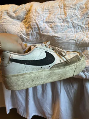 Platform Low-Top Nike Women’s Blazer thumbnail 2