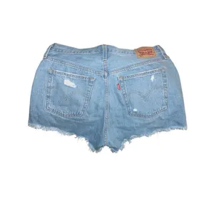 ✨Levi’s 501 High Rise Denim Sz 28 Shorts for Women✨ thumbnail 6