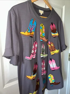 Layerz Clothing Carrie’s Boot Tee in Charcoal Grey‎ Med Nashville Cowboy Cotton thumbnail 5