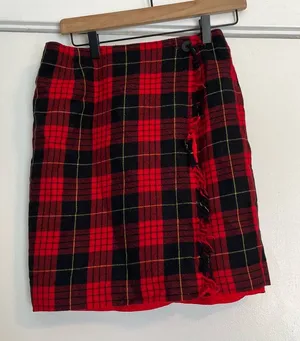 Vintage Episode Red and Black Plaid Wrap mini Skirt 10 tartan holiday wool thumbnail 1
