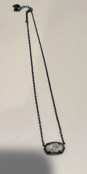 Kendra Scott Necklace thumbnail 1