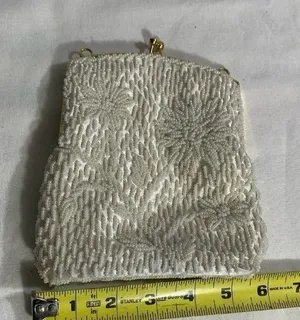Vintage White Beaded Evening Bag Floral Beadwork Gold Metal Frame Satin Lining thumbnail 1