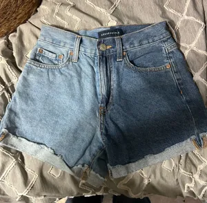 Aeropostale Shorts Denim High-Waisted mom shorts thumbnail 1