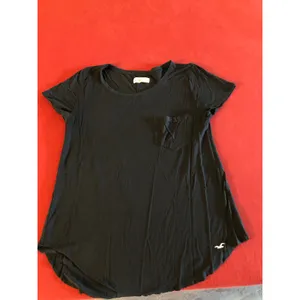 Hollister black casual short sleeve t-shirt Size XS thumbnail 2