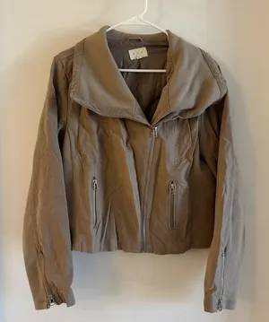 TXS Tan Jacket Size L thumbnail 1