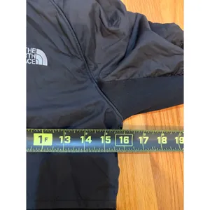 The North Face Womens XS Black Hybrid Windbreaker Full Zip Reflective Jacket thumbnail 4